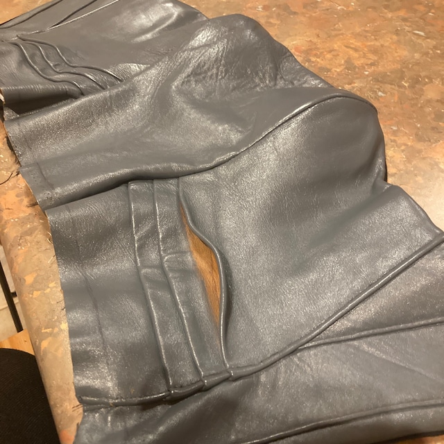 $5 worth of leather paint turned my bar shoes into something I can wear  again : r/upcycling