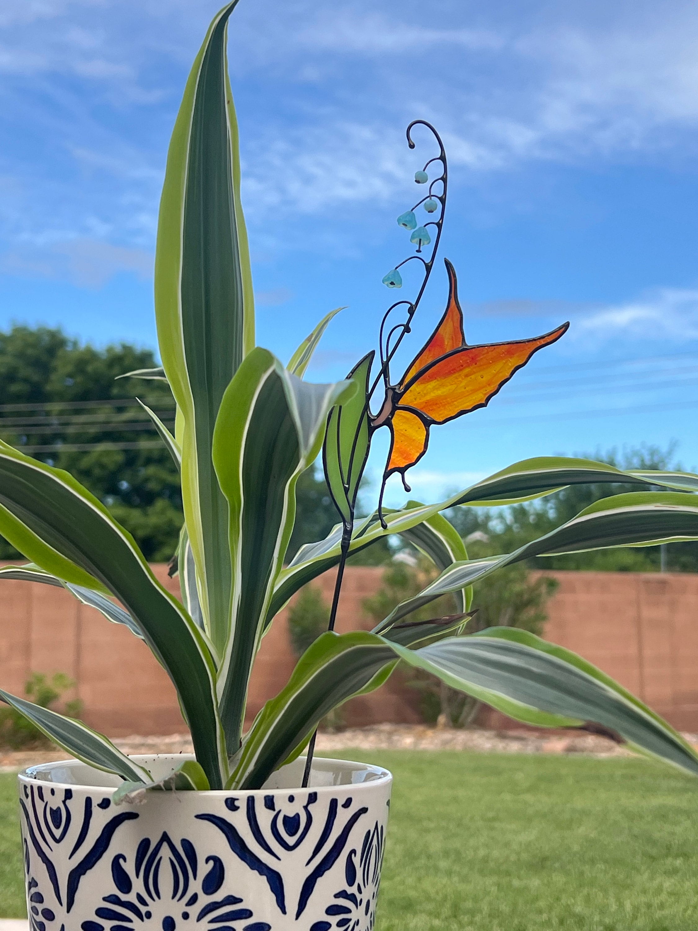 Stained glass Butterfly decor - Garden stake and Suncatcher 2 in 1 - Butterfly plant stake on metal rod - Thank You Gift for Mom