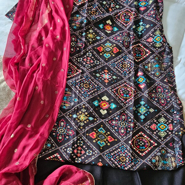 Peach Printed Silk Blend Kaftan Kurta With Trousers
