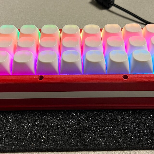 RGB または標準の Gherkin 30 キーおよび Gnapkin 36 キー PCB または