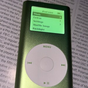 Modded Ipod Mini 2nd Gen: 128GB Flash, Green Backlight, Taptic - Etsy