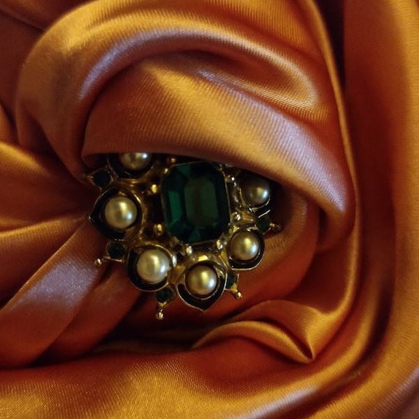 Broche Vintage Thème Fragonard - Occasion, Matière Cuivre - Bijou Ancien Décoratif