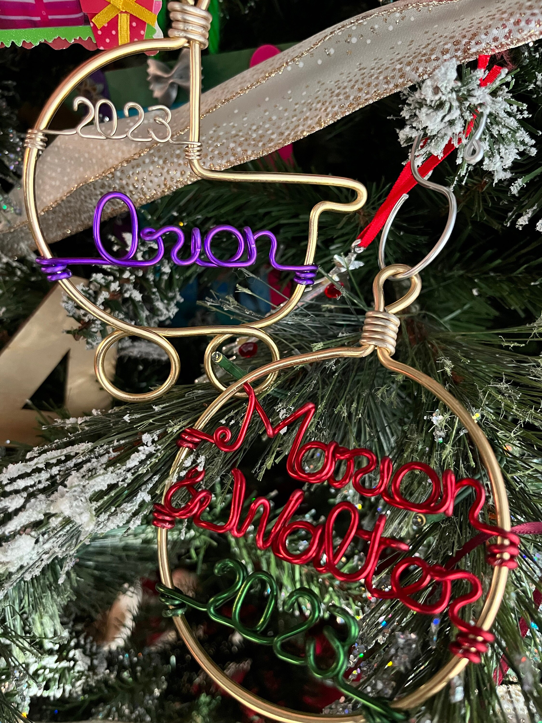 Personalized Couples Ornament - New Couple Gift, Newlywed, First House, Engagement,Handcrafted Wire Circle with Names and Year - Custom Gift