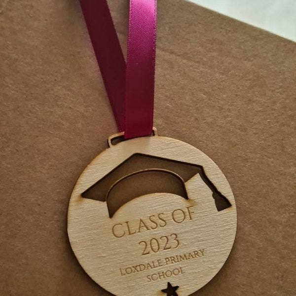 Personalised Wooden School Leavers Medal 2026– School & Year | Engraved ...