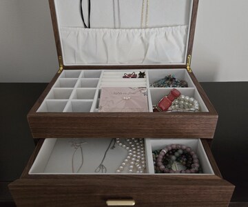 Glass Lid 2 Layer Jewelry Box with Drawer, Solid Walnut Wood Large Jewelry Organizer for Earring Bracelet Necklace Ring Storage,Gift for Her