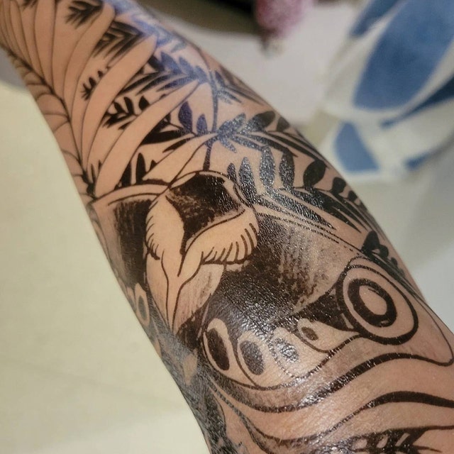 Ellie The Last Of Us 26x14cm Cosplay Tattoo Professional Temporary Tattoo