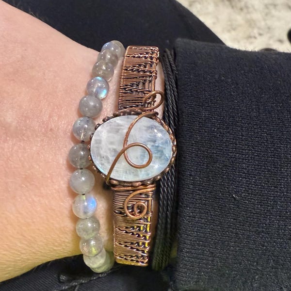 •CIRCLE + TEAR• rainbow moonstone + gold twist-on cuff bracelet