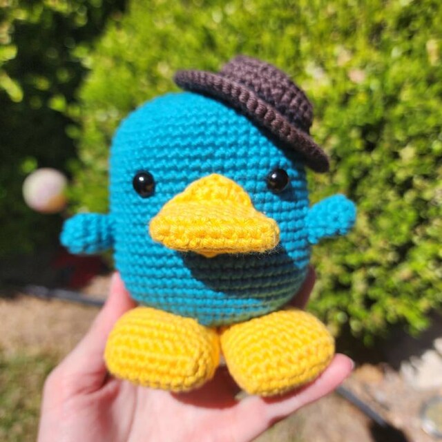 レア ⭐️MEFFERT’S Platypus Color Collection Amazon.com: Russ 14-Inch Mint Platypus Plush - Ultrasoft
