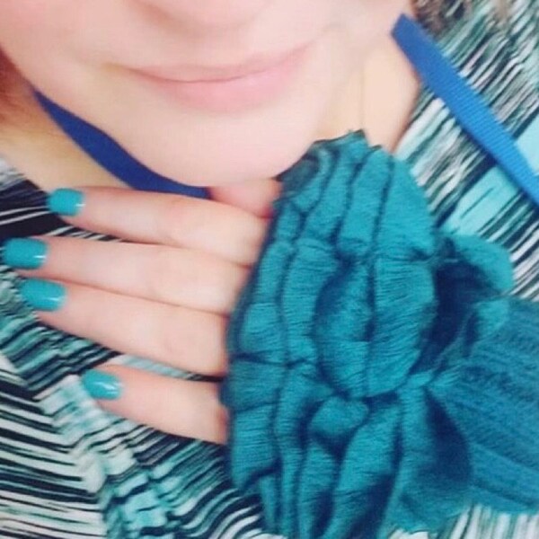 Tour De Cou Tricoté Main Couleur Framboise - Snood En Laine, Hiver, Motif Torsades