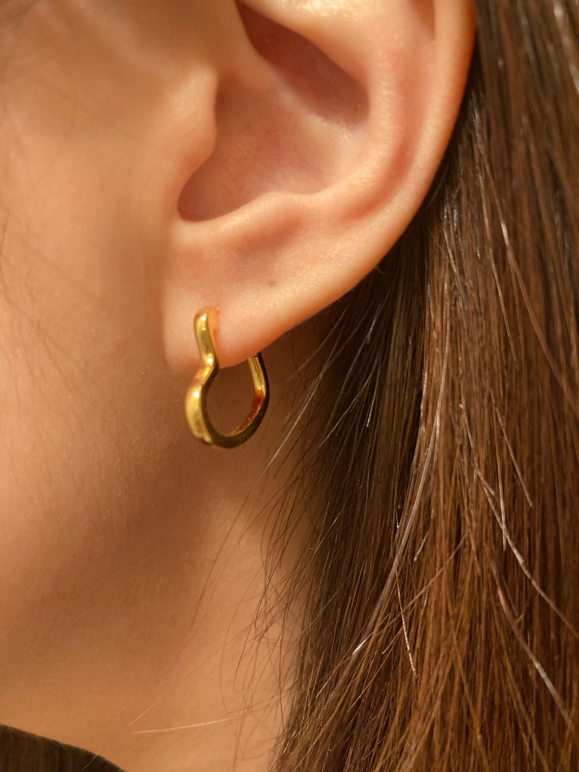 Heart Hoops by Caitlyn Minimalist • Gold Heart Hoop Earrings • Minimalist Earrings • Perfect Gift for Her • Gifts for Women • ER105