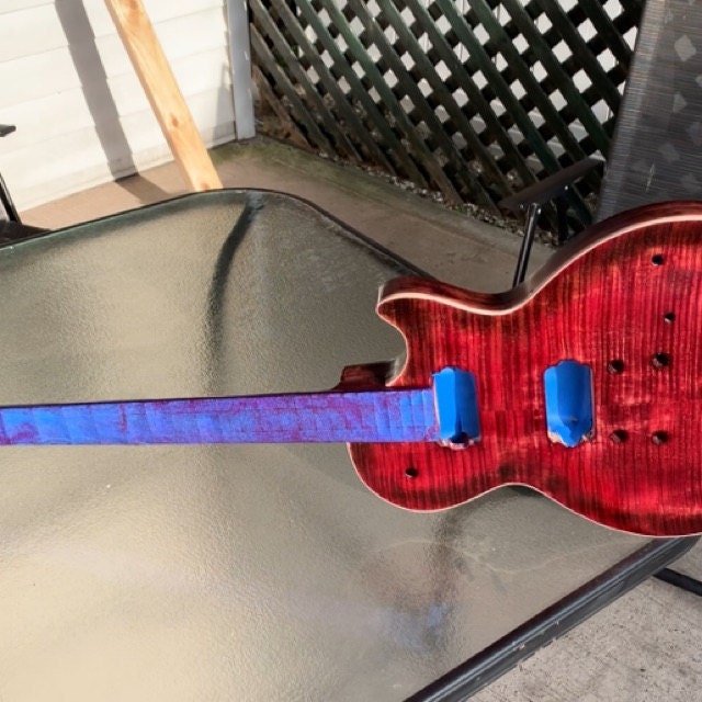 Beautiful Amber Yellow Guitar Coloring With The Keda Dye Guitar Stain 5  Color Wood Dye Powder Kit