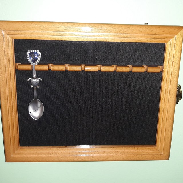 36-Spoon Display Case With UV Protection - Lockable Wall Cabinet For Spoon Collections