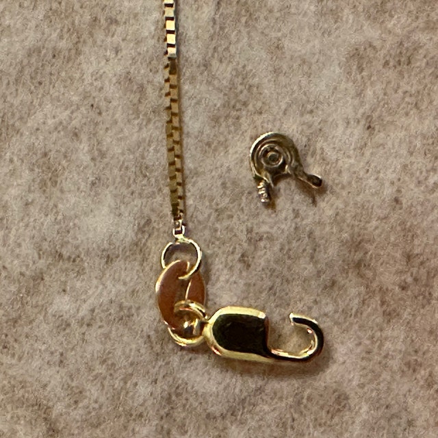 14k Solid Yellow Gold Shiny Box Chain Necklace 13 14k Solid Yellow Gold Shiny Box Chain Necklace 13