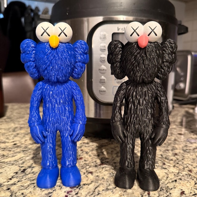 【早い者勝ち！】 KAWS BFF  EDITION KAWS | KAWS BFF Black Edition (2017) | Available for Sale