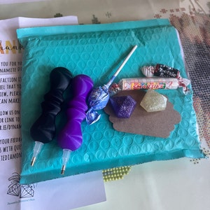 Zuleika added a photo of their purchase