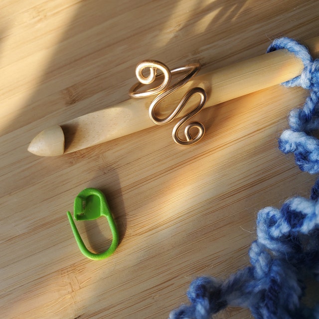 Handmade Crochet Tension Ring For Finger, Left Handed, Right Handed Zig Zag  Ring, Yarn Tension Ring For Crochet, Crochet Gifts For Crocheters