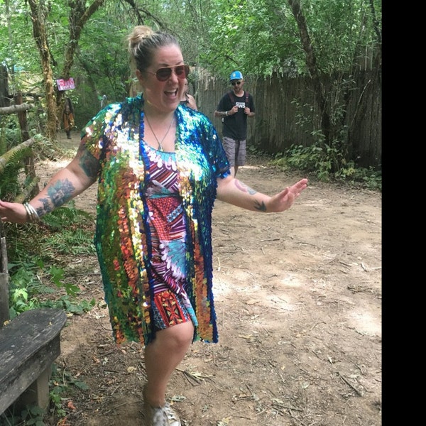 MARION GLITTER SEQUINED SHORT KIMONO UNICORN