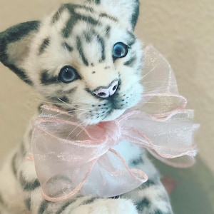 Peluche Tigre Blanco De 33 Cm | Suave Y Realista | Regalo Para Bebés Y Niños | Felpa Corta Y Relleno Esponjoso