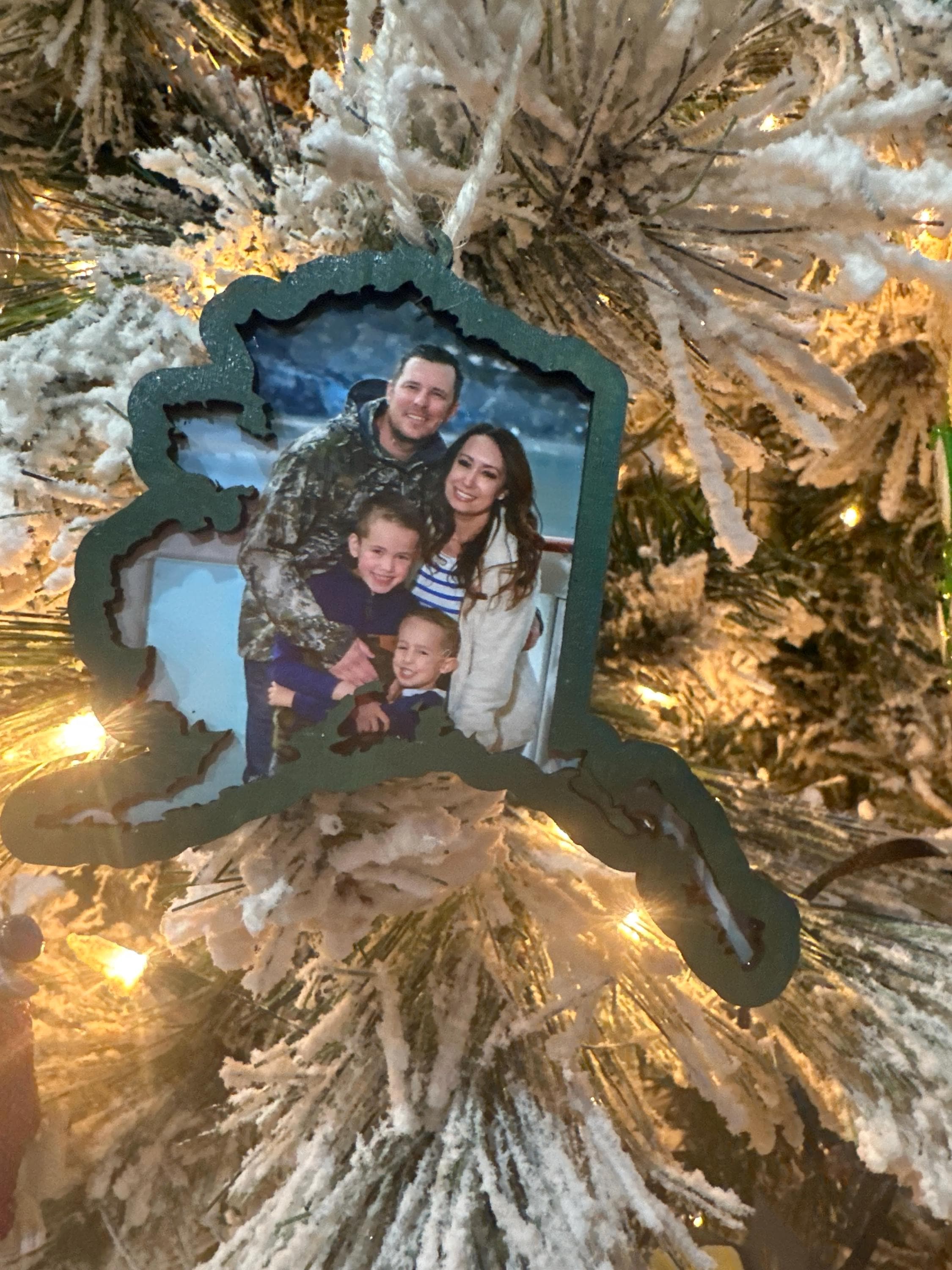 Personalized Picture Ornament, Wood Photo Frame Wooden State Christmas Ornament
