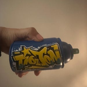 カスタムグラフィティミニスプレー缶、名前の文字入り、パーソナライズ