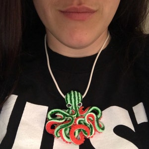 Buyer photo Bettina Kelly, who reviewed this item with the Etsy app for iPhone.