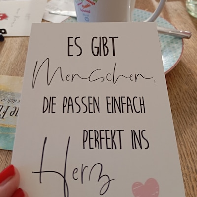 Postkarte Es gibt MENSCHEN die passen einfach perfekt ins HERZ Geschenk ...
