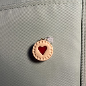 Alice added a photo of their purchase