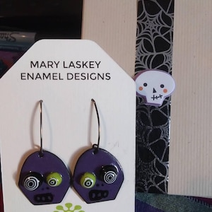 Stefanie added a photo of their purchase