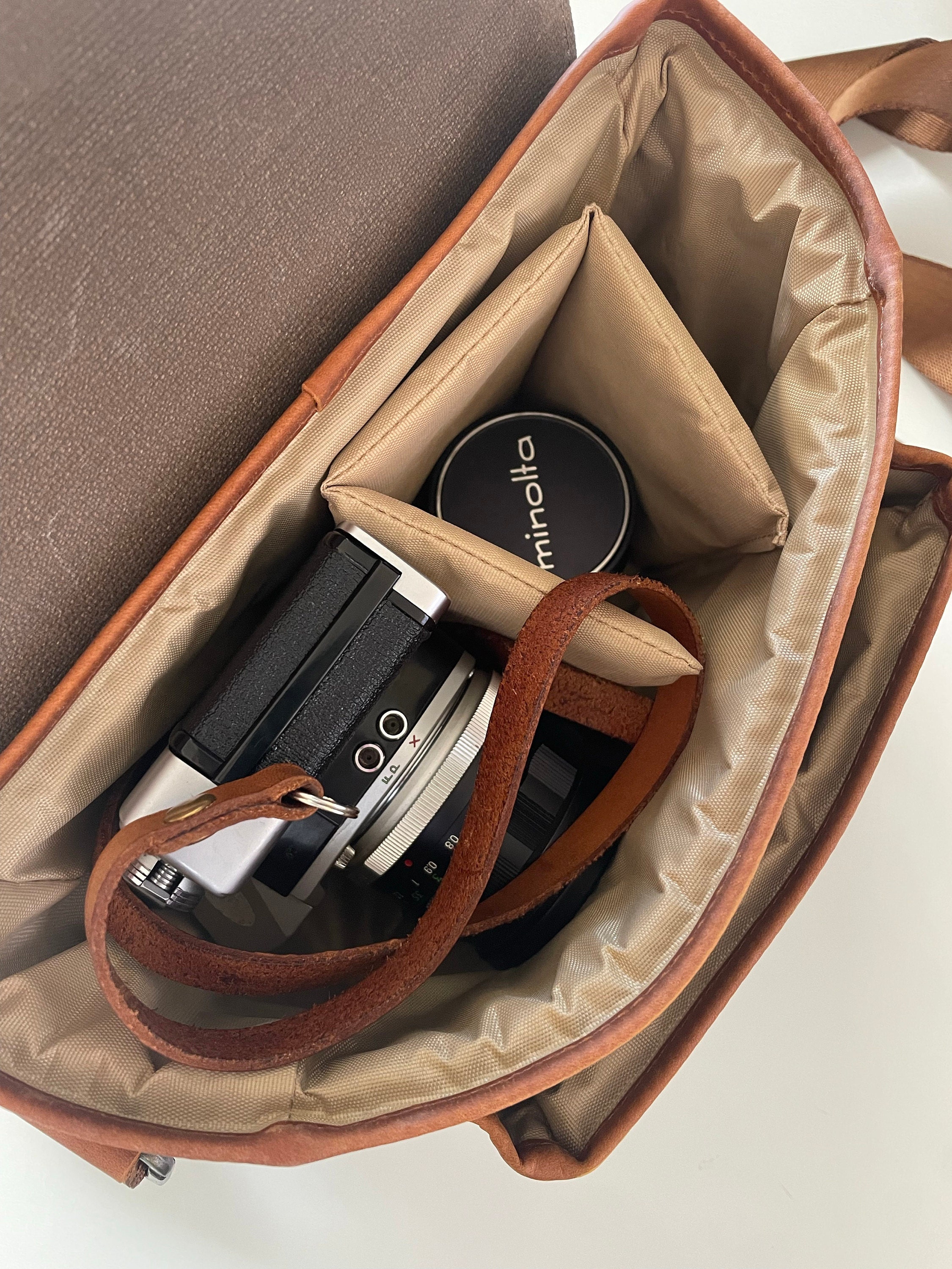 MegaGear Sequoia Canvas Camera Bag Shoulder Bag Case - Compatible with Canon Camera, Nikon, Sony SLR/DSLR Mirrorless Cameras and Lenses