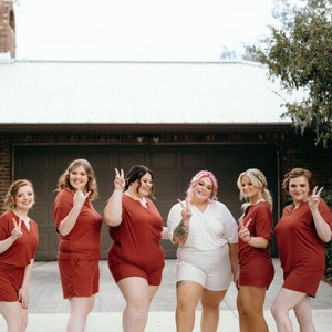 Taylor added a photo of their purchase