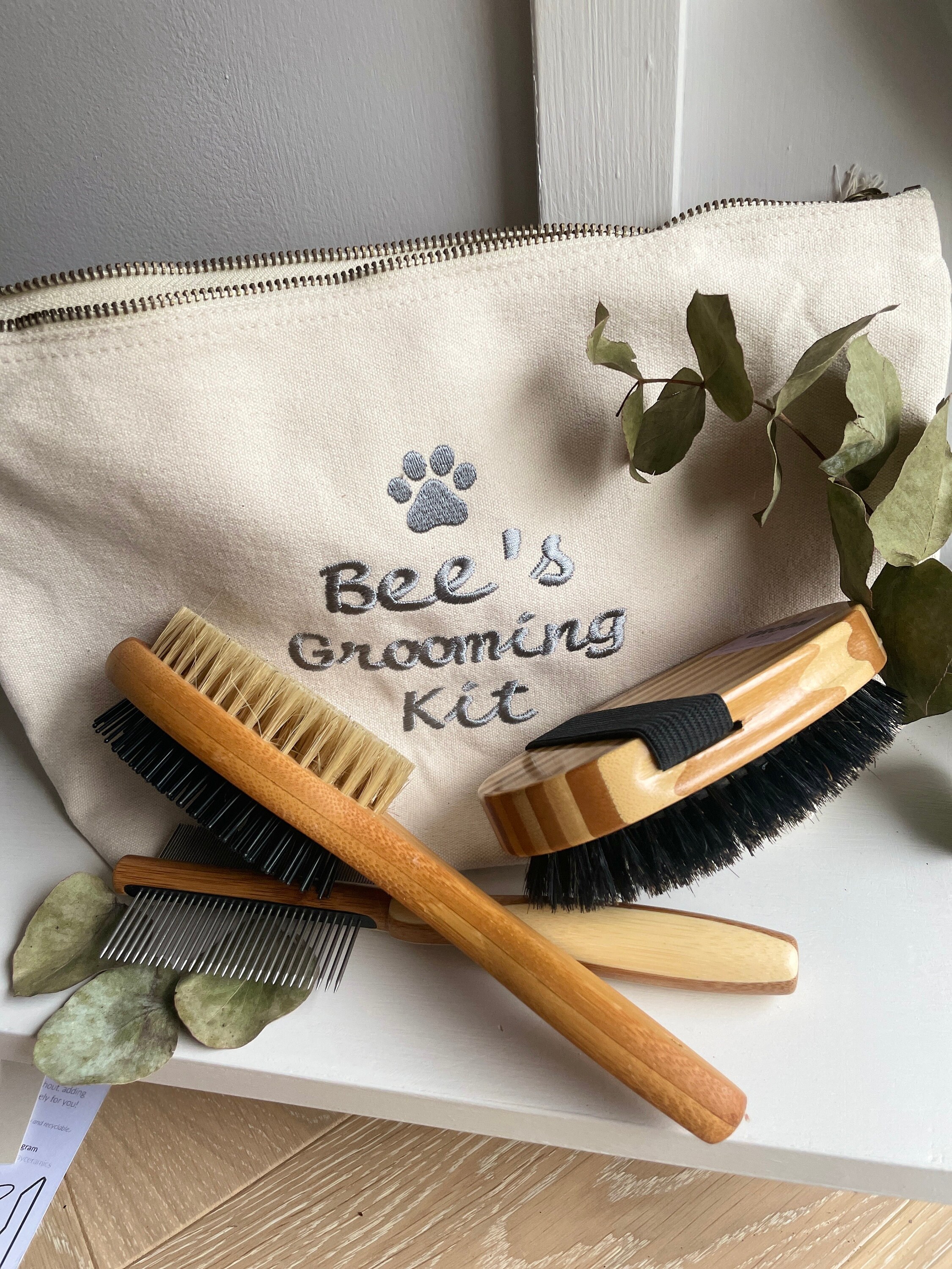 Personalised Dog Grooming Bag with Brushes, Dog Grooming Kit, Pet Grooming Storage, Dog Brush Set, Puppy Grooming Set, Dog Brush & Comb Set