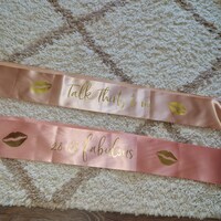 9-teiliges Schärpen-Set Für Brautparty – 1x „Bride To Be“ & 8x „Team Bride“, Aus Satin, 156 Cm Lang