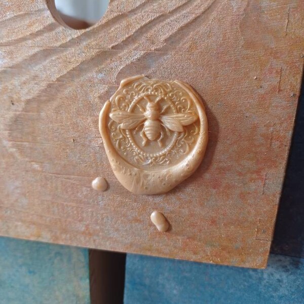 Set Sigillo Ceralacca Comealltime - 630 Perline, 24 Colori, Con Timbro Ape E Accessori