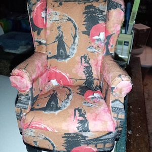 Elise added a photo of their purchase