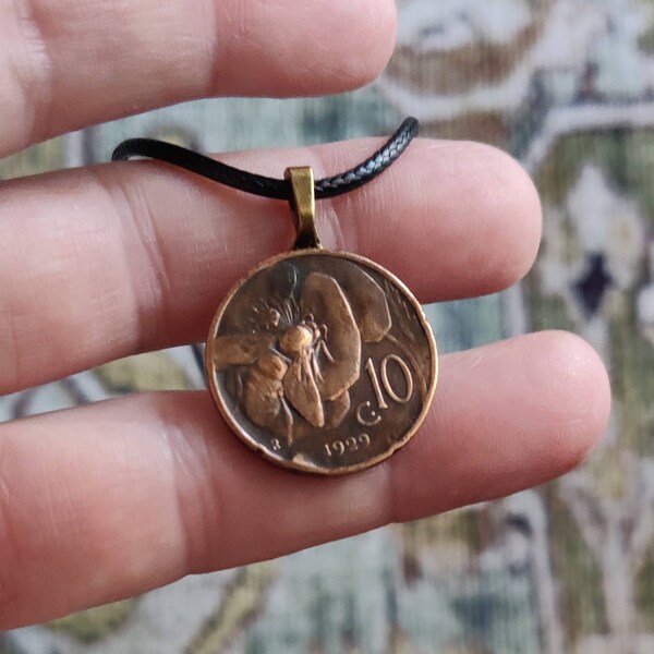 1986 Ellis Island Statue of Liberty Coin Pendant on a 24 Italian Silver Chain