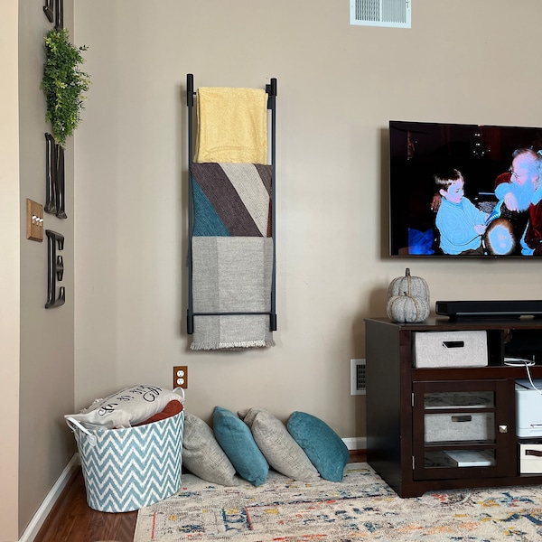 Wall Mounted Blanket Storage Ladder, Living Room Furniture, Bed Room ...
