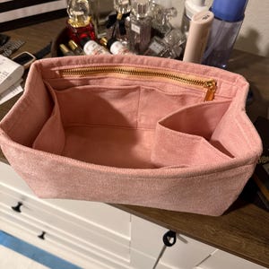 Llonnelyn added a photo of their purchase