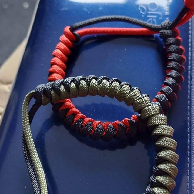 Snake Knot Adjustable Paracord Bracelet - Custom Colours - Etsy Snake Knot Adjustable Paracord Bracelet - Custom Colours - Etsy