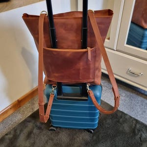 Extra Large Leather Convertible Backpack Purse: 15 display picture 2