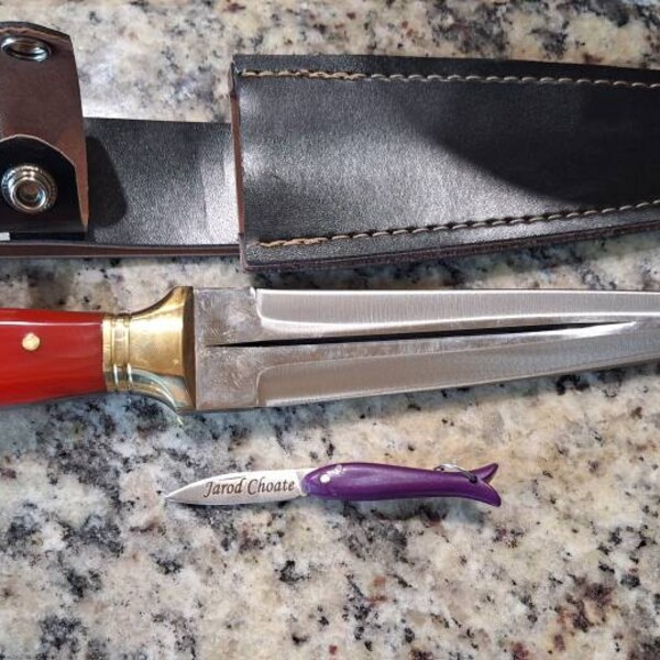 Hand-Engraved Folding Knife With Leather Sheath main image 0