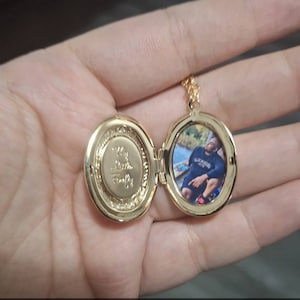 Rachel added a photo of their purchase