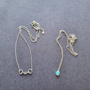Taylor added a photo of their purchase