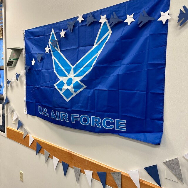 Breeze Decor US-Militär Gartenflagge – Doppelseitig, 33x47 Cm, Made In USA – Für Veteran, Air Force & Patrioten