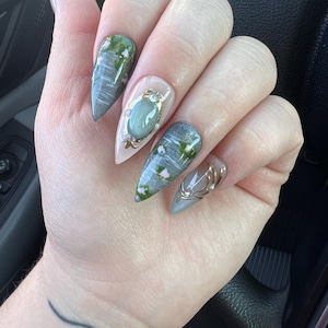 Kymberlee added a photo of their purchase