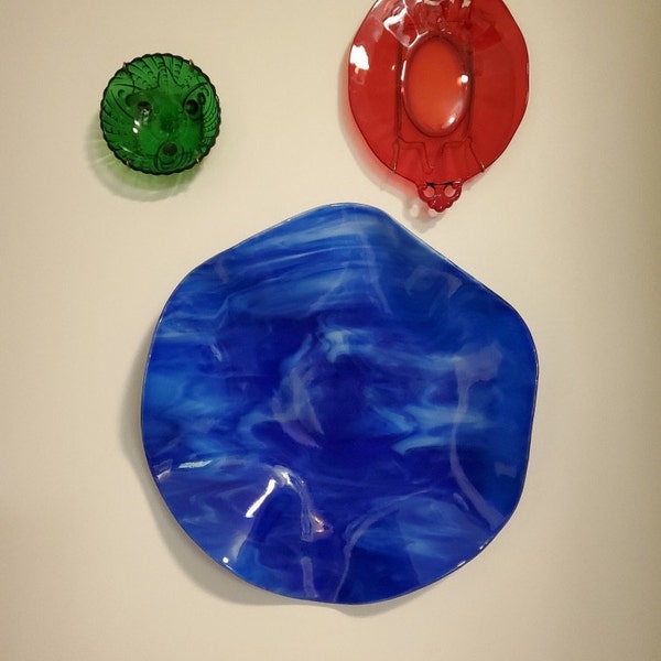 Curated visual reference: Visual Reference: Wall Hanging Blown And Fused Glass Wall Plate Wall Art