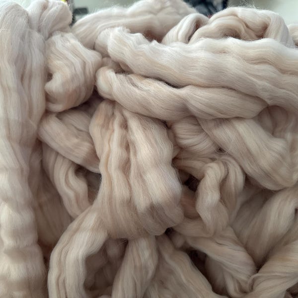 Chunky Yarn on SALE 100% Merino Wool Roving for Arm or Hand Knitting ...