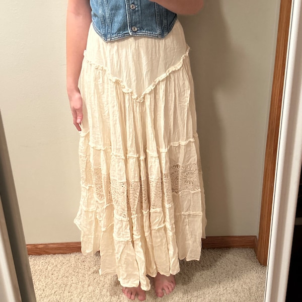 Embroidered Lace Trim Skirt Set