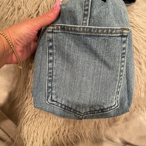 Raquel added a photo of their purchase