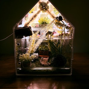 Sakena added a photo of their purchase