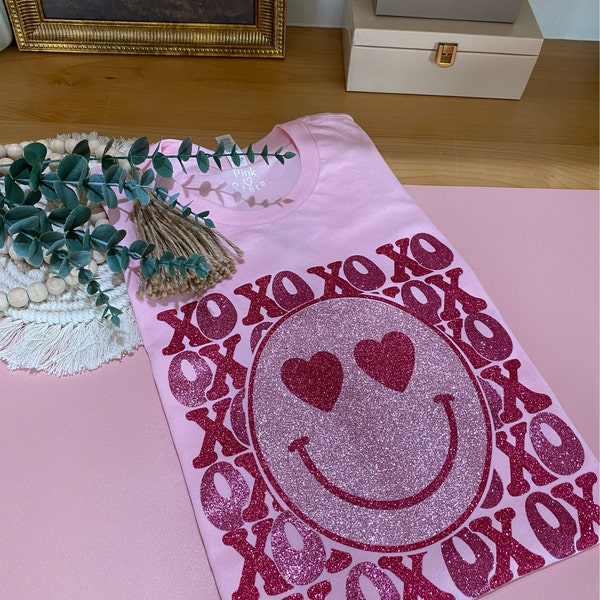 Happy Face SVG, Love Happy Face SVG, XOXO Svg, Valentine Shirt Svg ...